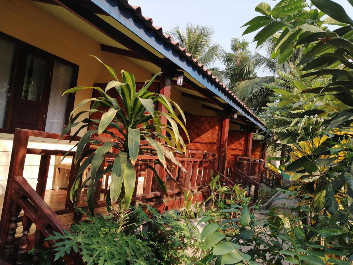 Sayyaphone Guesthouse Thakho Bagian luar foto